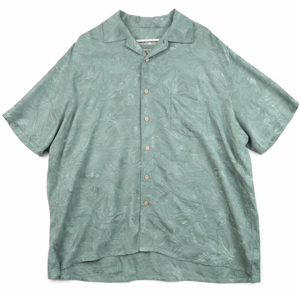 Batick Bay Men's XXL Hawaiian Camp Shirt Sage Green Floral Rayon Blend Easy Care